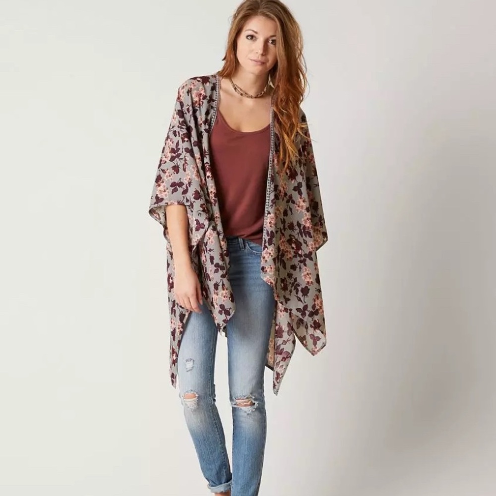 Floral Chiffon Flyaway Kimono by Coco + Jaimeson